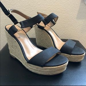 Wedge shoes